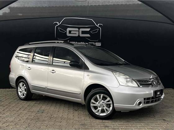 NISSAN GRAND LIVINA 1.8 S 16V FLEX 4P MANUAL NISSAN GRAND LIVINA 1.8 S 16V FLEX 4P MANUAL
